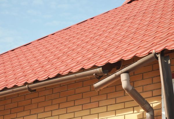 Loose Gutter Repair in Ballwin