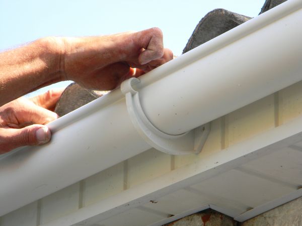 Plastic Gutter Repair in Ballwin